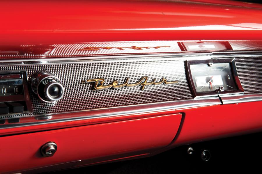  Chevrolet Bel Air Convertible 1957 года  (фото 3 из 40)